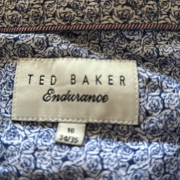 Blue Casual Button Down Shirt with Classic Style - Picture 5 of 6